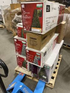 lot 211 image: Christmas Holiday Sale  Pallet of Store Returns