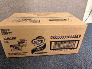 lot 139 image: 180 Single Serve Vanilla Caramel Creamers