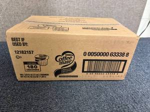 lot 140 image: 180 Single Serve Vanilla Caramel Creamers