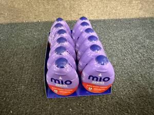 lot 211 image: 12 Pack Of Mio Unwind Blood Orange Hibiscus