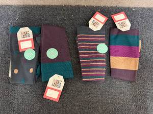 lot 300 image: 4 Pairs Of Jeweled Muk Luks Socks