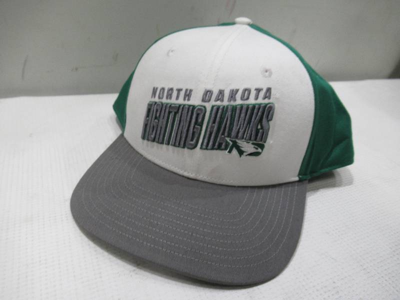 lot 319 image: NEW University of North Dakota Fighting Hawks Baseball Cap OSFM - WhiteGreenGray