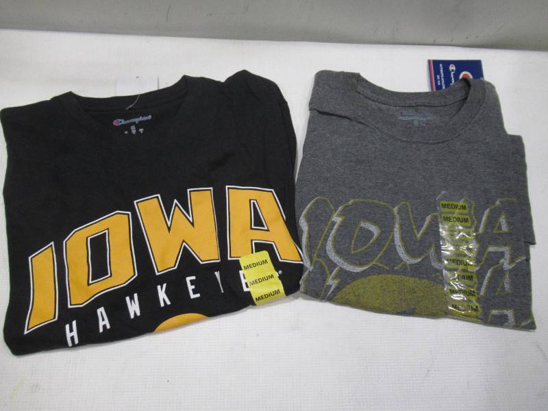 lot 422 image: PAIR of 2 NEW Iowa Hawkeyes NCAA Mens Short Sleeve T-Shirts - MEDIUM