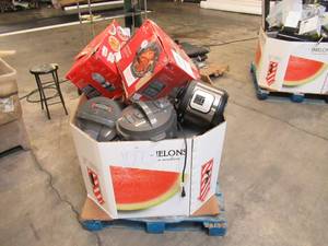 lot 107 image: Pallet of Store Overstock and Ecommerce Product and Returns