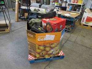 lot 118 image: Pallet of Store Overstock and Ecommerce Product and Returns