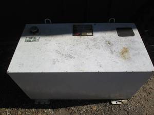 lot 28 image: 100 gallon diesel tank measuring 24...