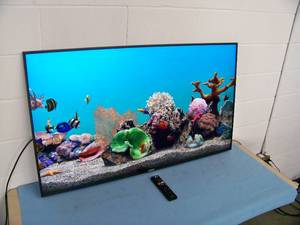 lot 115 image: Sony 55 XBR-55X800E 4K HDR Ultra-High Definition (UHD) 4K SMART LED Television  TV with Remote Control