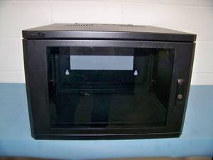 lot 143 image: Strong WM Series Wall Mounted Audio Video Equipment Rack with Lockable Sides and Front Panel - KEYS INCLUDED