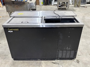 lot 7 image: Continental Refrigeration Unit