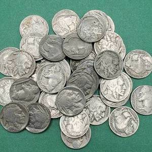 lot 54 image: Roll Buffalo Nickels--All Readable Dates