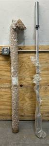 lot 29 image: 45 lb standard size bar bell