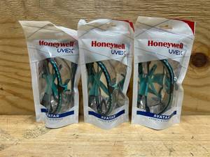 lot 46 image: Honeywell Avatar Eyewear, SCT-Reflect 50 Lens, Teal Frame - (lot of 3)