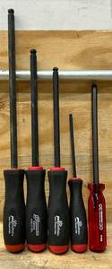 lot 63 image: Lot of 5 ball end screwdriver