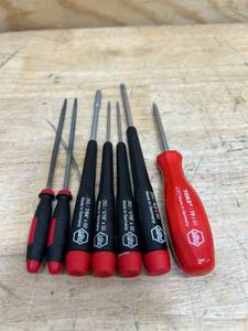 lot 69 image: Various sized Wiha tools (lot of 7)