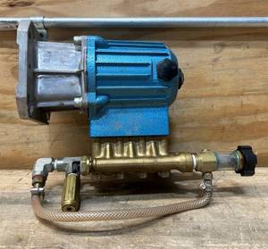 lot 168 image: CAT Pressure Washer Pump Assembly, 4200 PSI, 3.5 GPM, Direct Drive, Gas Msrp $749.99