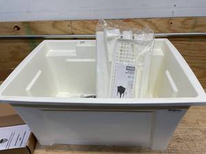 lot 189 image: RUGGED TUB32 in. x 22 in. White Freestanding UtilityLaundry Sink