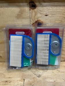 lot 210 image: Air Filter & Pre-Cleaner Kit (lot of 2)