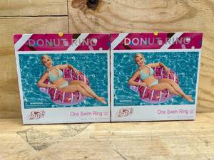 lot 243 image: Bestway H2OGO 42 in Inflatable Donut Swim Ring (lot of 2)