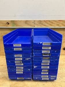 lot 249 image: Organizing Containers (lot of 24)
