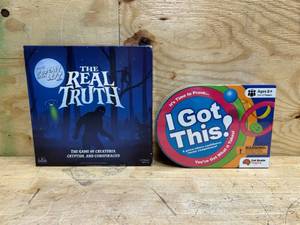 lot 255 image: Board games (lot of 2)