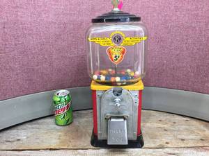 lot 108 image: Very Vintage Acorn 5 All Purpose - Gumball Machine