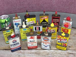 lot 112 image: Group Vintage Oil Cans - Mobil - Gulf - Standard - Marvel