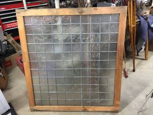 lot 125 image: Large Vintage Leaded Glass Window 49 x 45