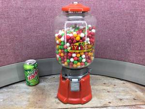 lot 137 image: Nifty Vintage Northwestern Try Some 1 Gumball Machine