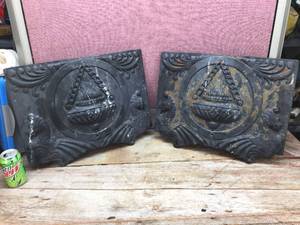 lot 208 image: Vintage Cast Iron Ornamental Wood Stove Plates Dragons