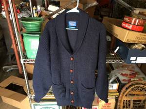 lot 241 image: Snappy Looking - Vintage Pendleton XL Wool Sweater