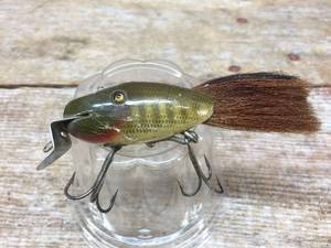 lot 265 image: Vintage Rare C.C.B. Co. Dinger Wooden Fishing Lure