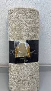 lot 28 image: Avalon Collection Gertmenian Brynne Cream Runner Rug 2ft 2in x 8ft