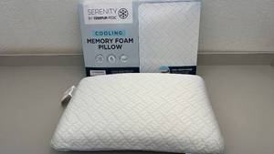 lot 70 image: Set of 2 Serenity by Tempur-Pedic Cooling Memory Foam Pillow Standard Size
