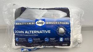 lot 95 image: 2-Pack Sealy Sterling Collection Down Alternative Pillow, StandardQueen Size