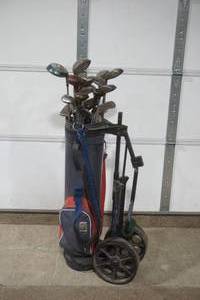 lot 13 image: Golf Clubs and Golf Bag