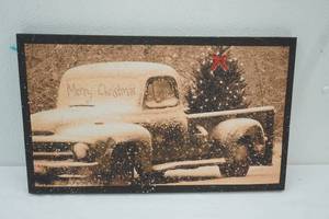 lot 32 image: Canvas Print. Merry Christmas 20x12