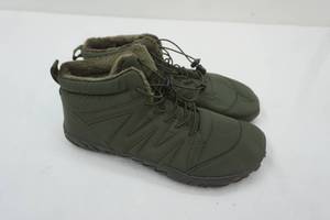 lot 53 image: NEW Barefoot Boots with a Faux Fur Lining