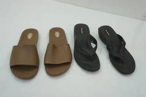 lot 54 image: NEW Okabashi Womens Sandals Size 10L
