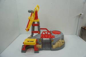 lot 63 image: American Plastic Toys Build & Play Colossal Construction Zone Vehicle Play set with Vehicles & Accessories