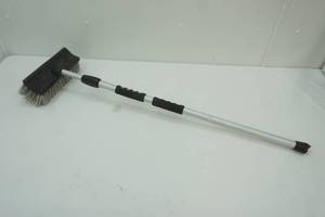 lot 81 image: wash brush