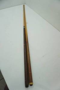 lot 91 image: pool cues