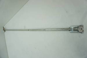 lot 93 image: aluminum flag pole