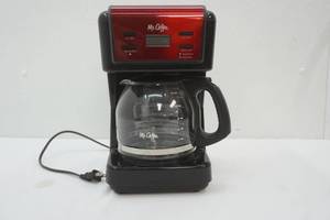 lot 103 image: Mr Coffee coffee maker