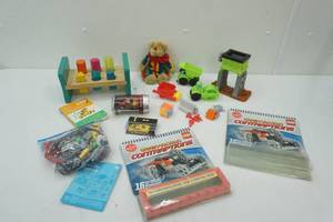 lot 142 image: Games, Toys, & Activities
