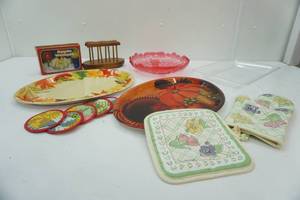 lot 165 image: Serving Trays, Potholders, Napkin Holder, Apple Wedger, Coasters