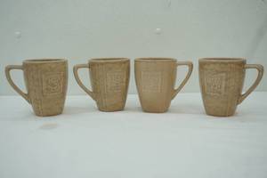 lot 172 image: (4ct) Pfaltzgraff Stoneware Mugs