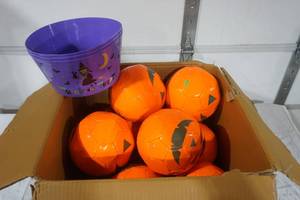 lot 228 image: NEW Jack-O-Lantern Soccer Balls & Trick-Or-Treat Bowls