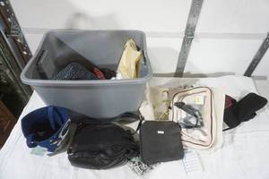 lot 247 image: NEW Womens Purses, Totes, Backpacks, hats and more