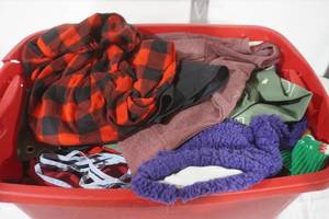 lot 252 image: NEW Cloths Lot Womens & Kids-heated jacket