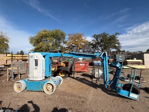 Genie Z-30/20 articulating boom lift, 1454 Hours
